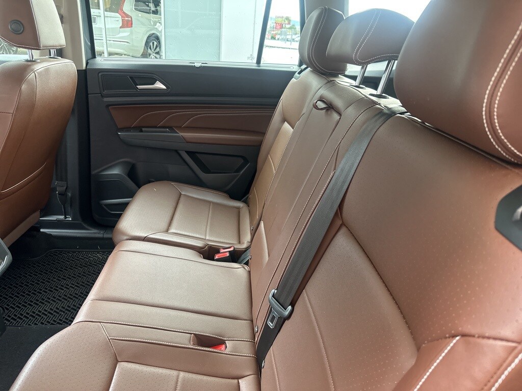 Used 2022 Volkswagen Atlas 3.6L V6 SE w/Technology SUV