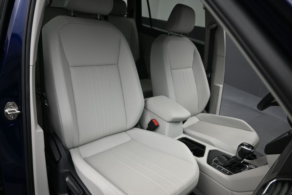 2023 Volkswagen Tiguan SE - Photo 22