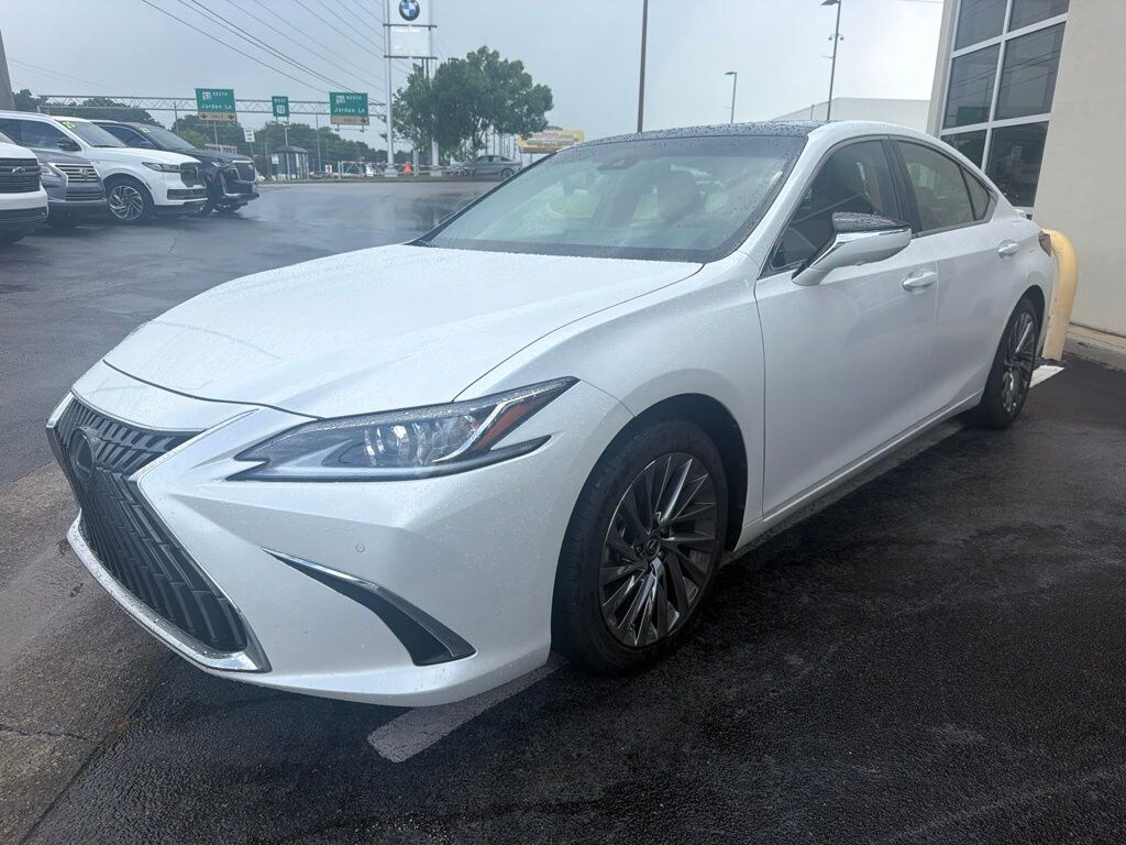 Used 2025 Lexus ES 350 Luxury Sedan