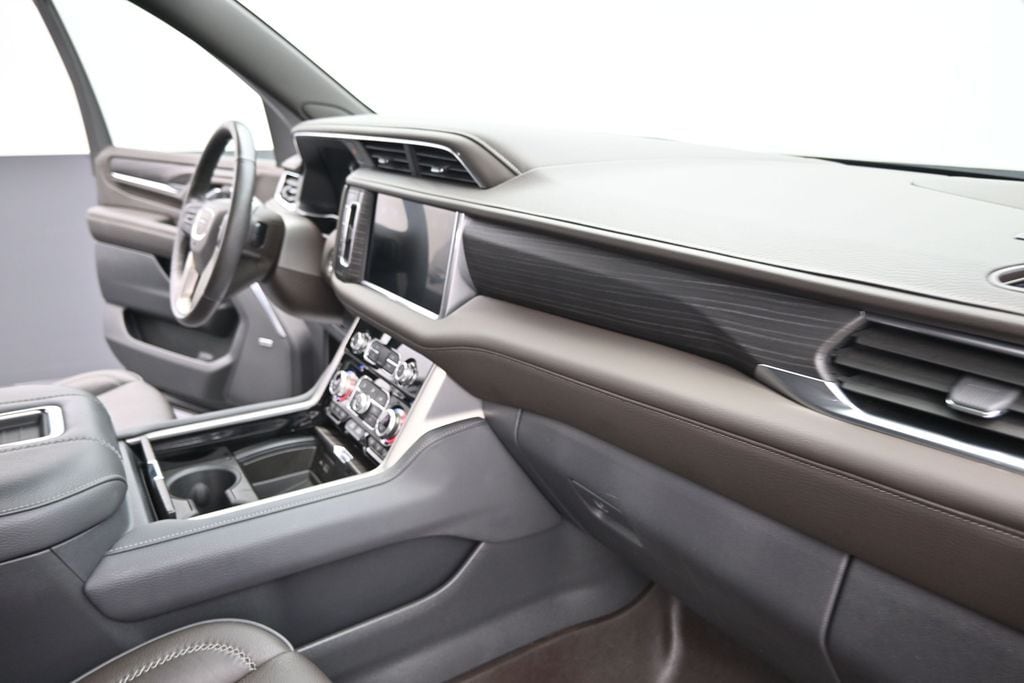 2021 GMC Yukon Denali - Photo 27