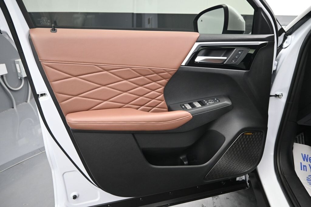 Used 2025 Mitsubishi Outlander SEL SUV