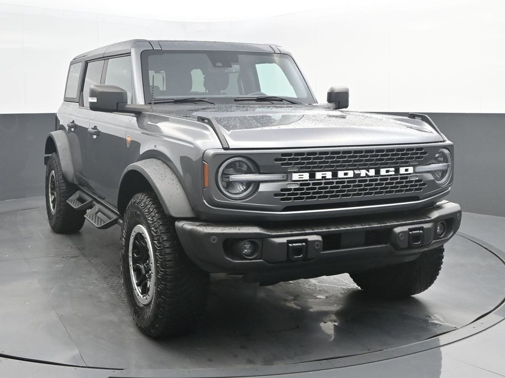 Used 2023 Ford Bronco Badlands SUV