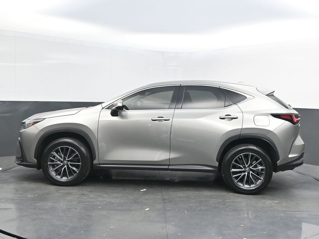 2022 Lexus NX 350 Premium photo 4
