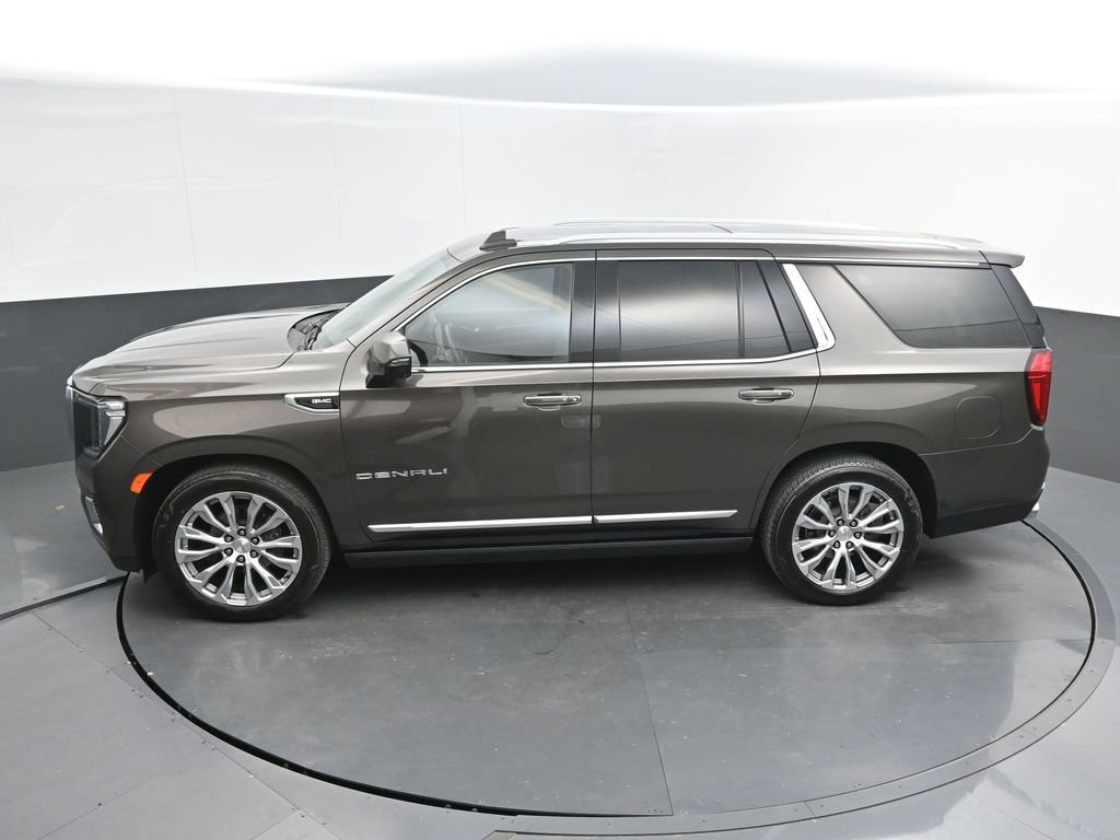 2021 GMC Yukon Denali - Photo 32