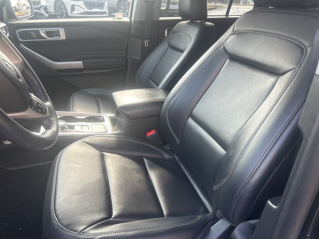 Used 2023 Ford Explorer XLT SUV