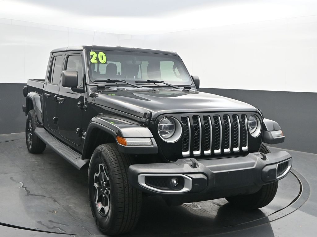 Used 2020 Jeep Gladiator Overland Truck
