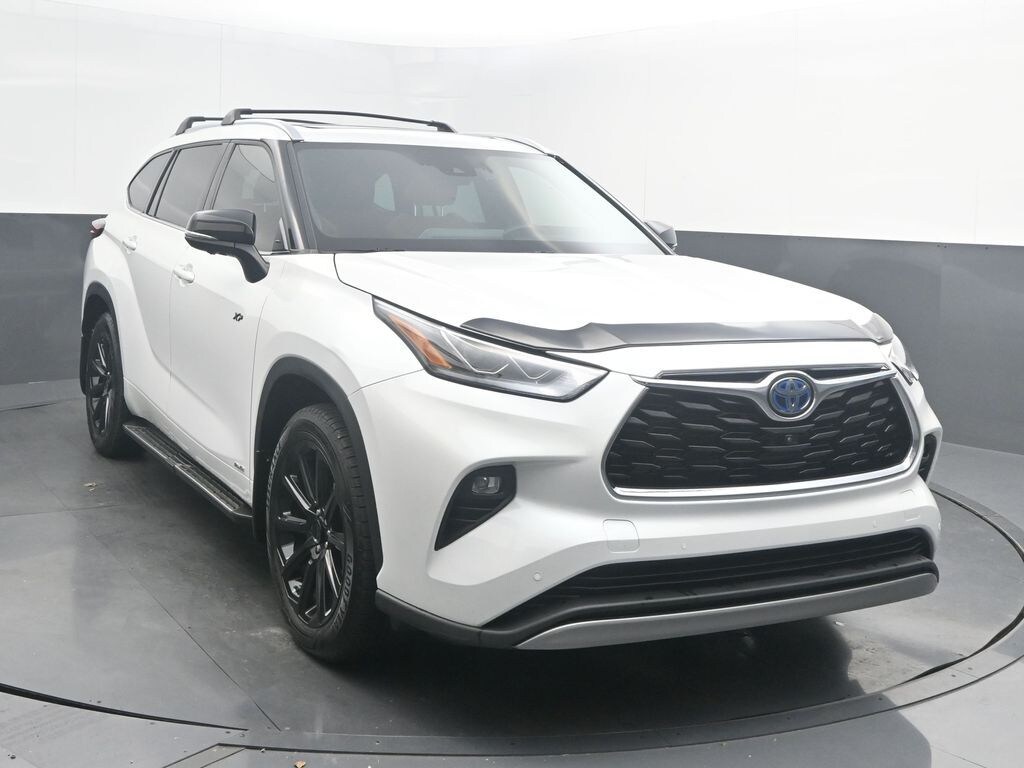 Used 2023 Toyota Highlander Hybrid Platinum SUV