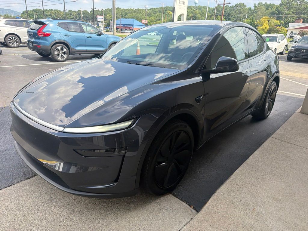 2026 Tesla Model Y Long Range Dual Motor All-Wheel Drive's photo