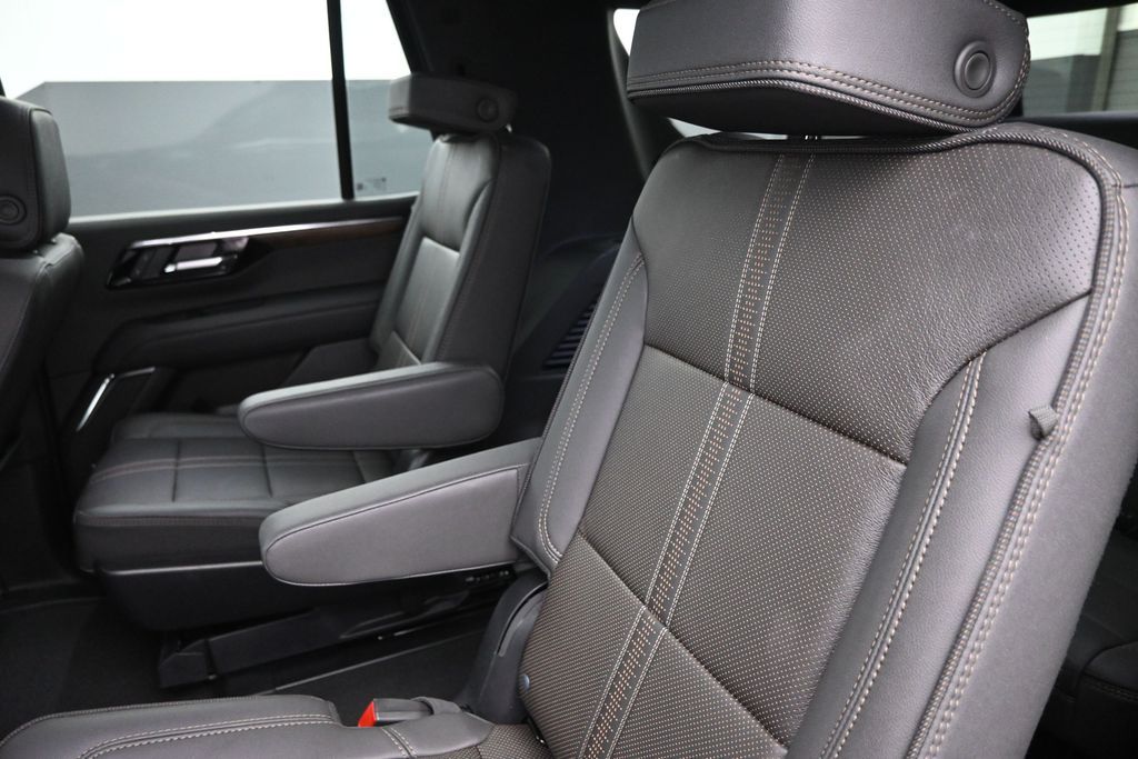2025 Chevrolet Tahoe High Country - Photo 19