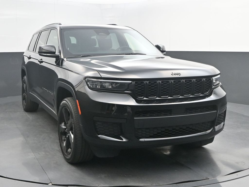 2023 Jeep Grand Cherokee L Altitude 4x4's photo
