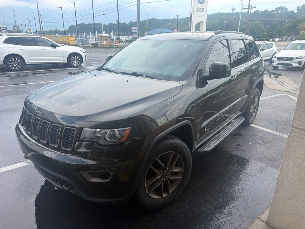 2016 Jeep Grand Cherokee Laredo 75th Anniversary Edition's photo