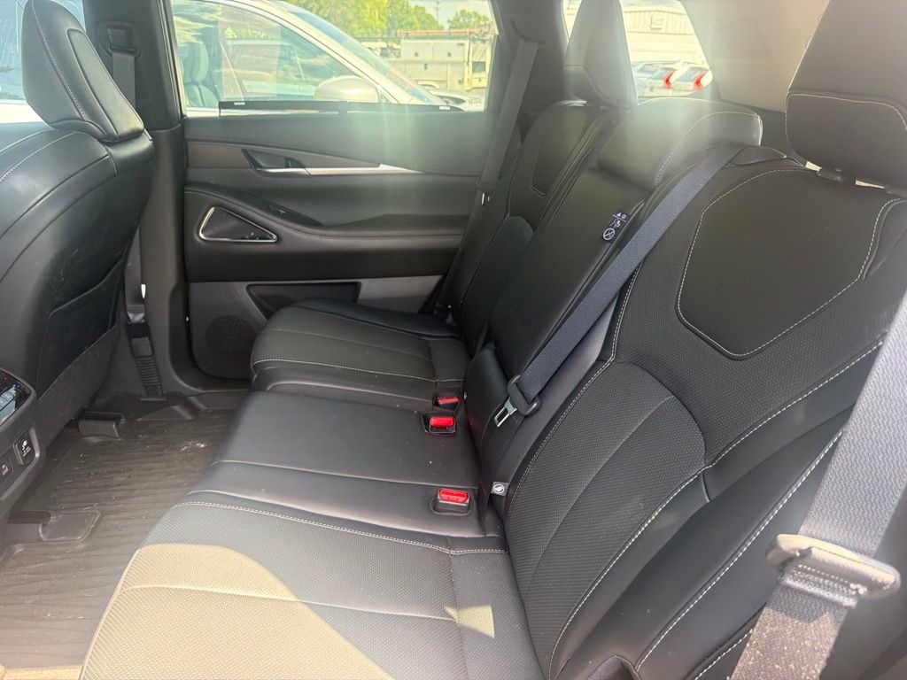 Used 2023 INFINITI QX60 Sensory SUV