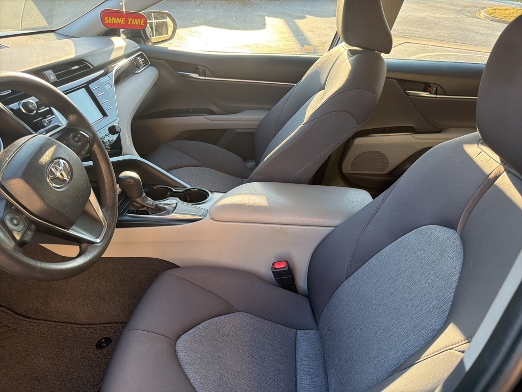 Used 2018 Toyota Camry LE Sedan