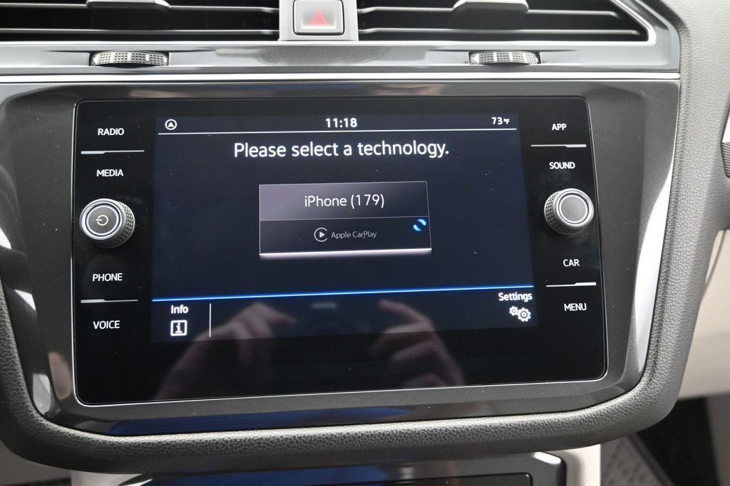 2023 Volkswagen Tiguan SE - Photo 13