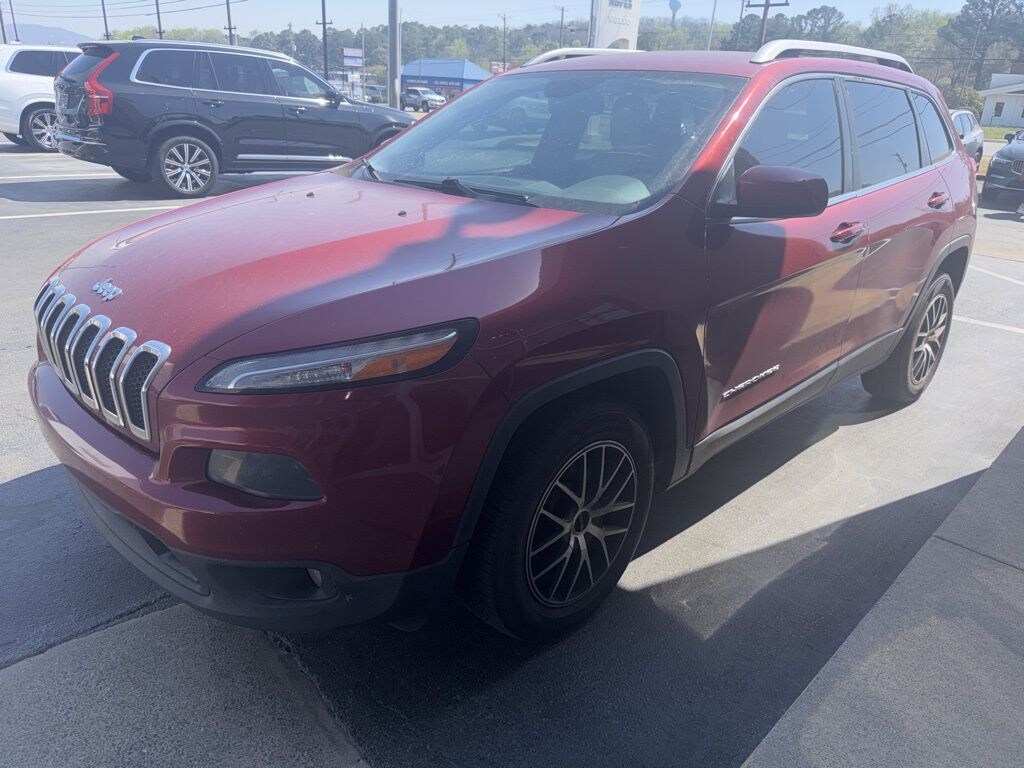 Used 2015 Jeep Cherokee Latitude SUV