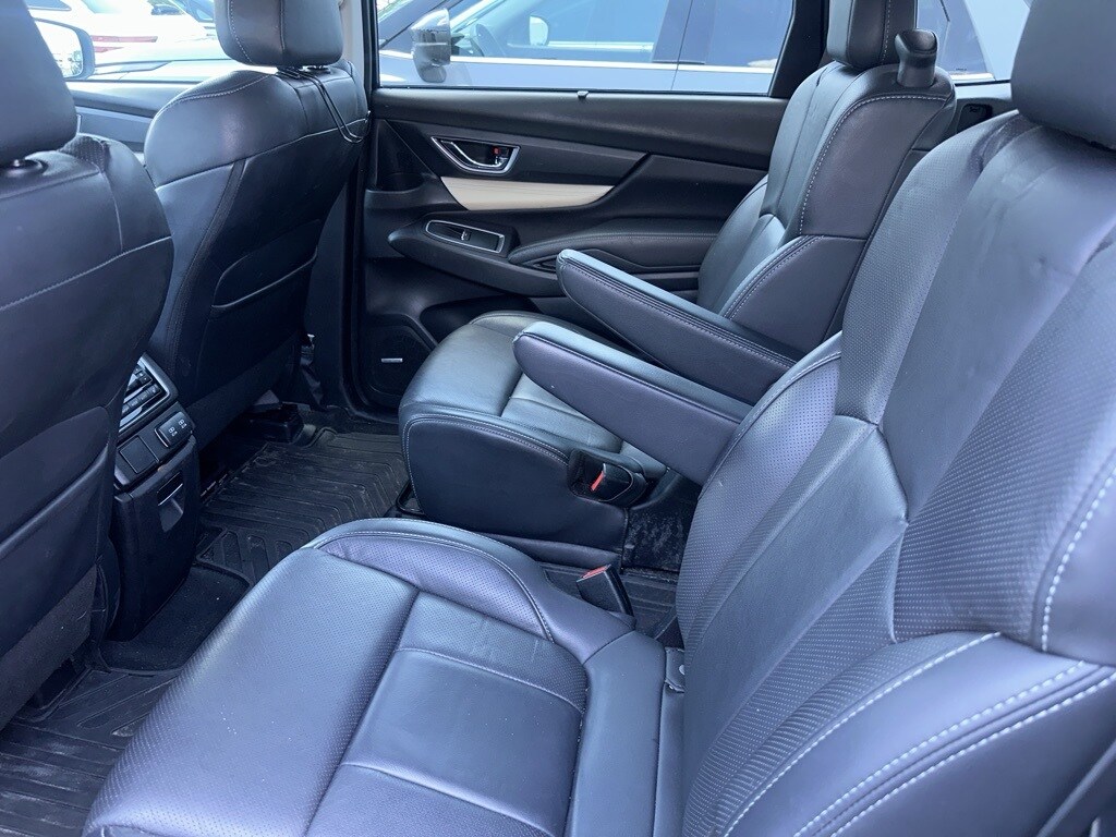 2019 Subaru Ascent Limited photo 3