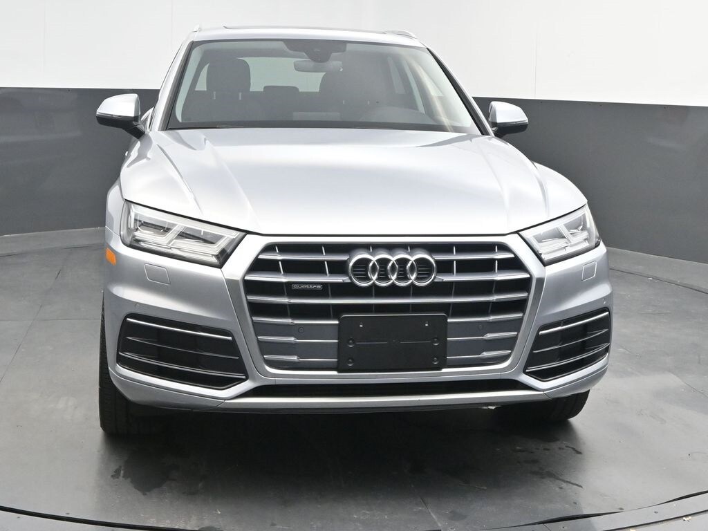 2019 Audi Q5 2.0T Premium Plus photo 2