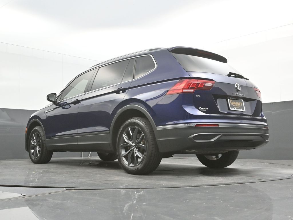 2023 Volkswagen Tiguan SE - Photo 44