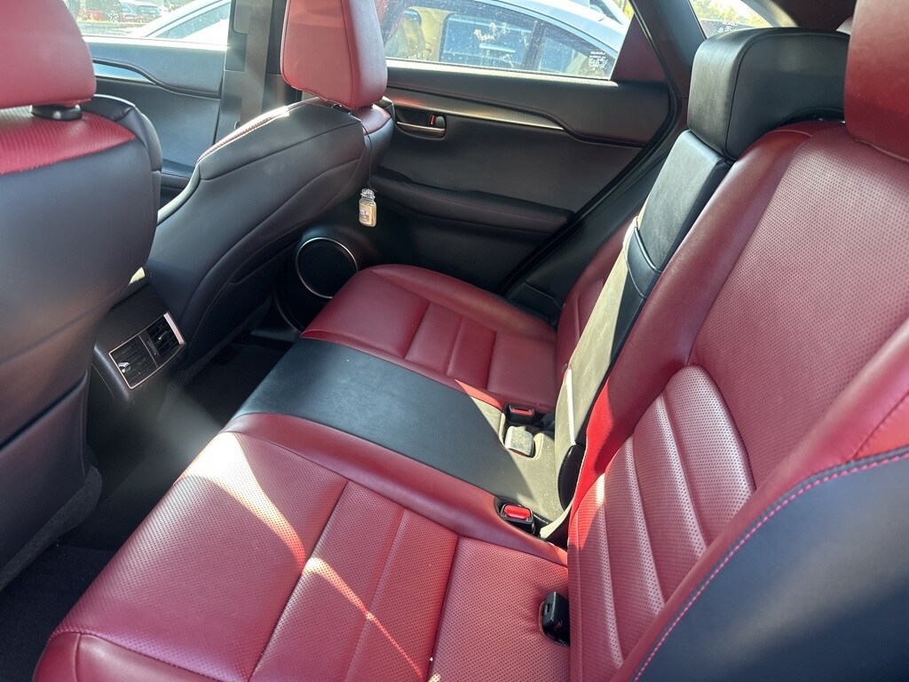 2016 Lexus NX 200t F SPORT photo 3