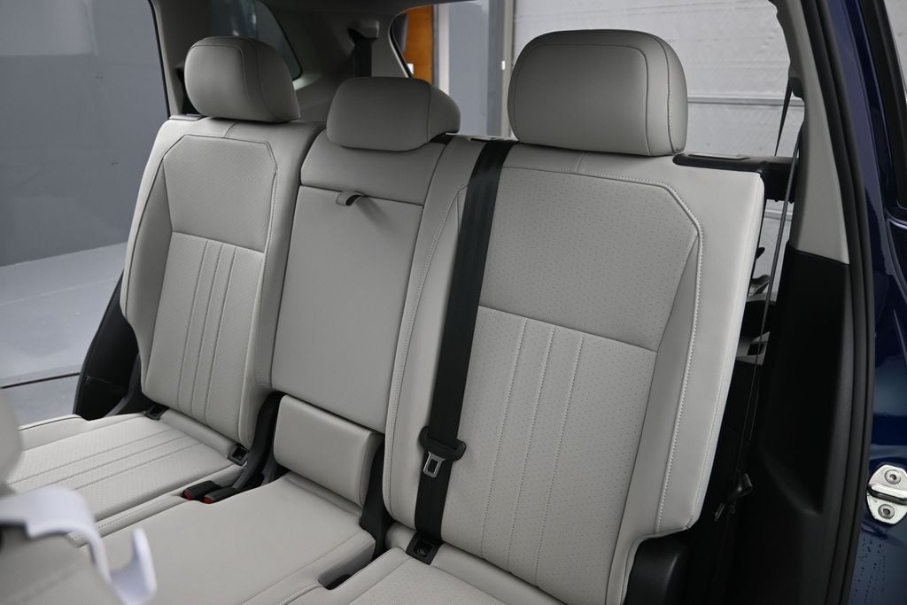 2023 Volkswagen Tiguan SE - Photo 26