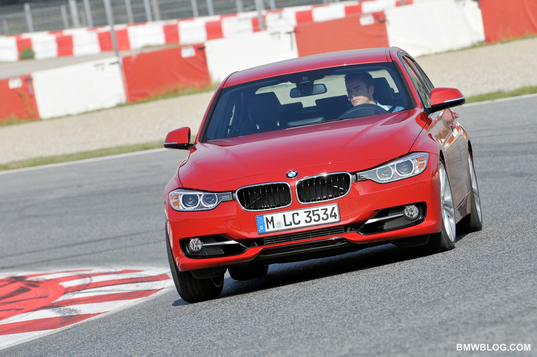 2012-bmw-328i-review-5212.jpg