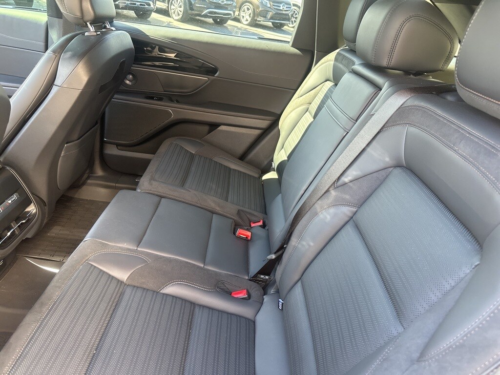 2024 Lincoln Nautilus Reserve photo 3