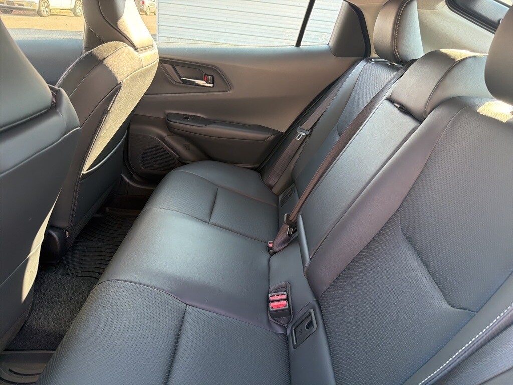 2025 Toyota Prius Limited photo 2