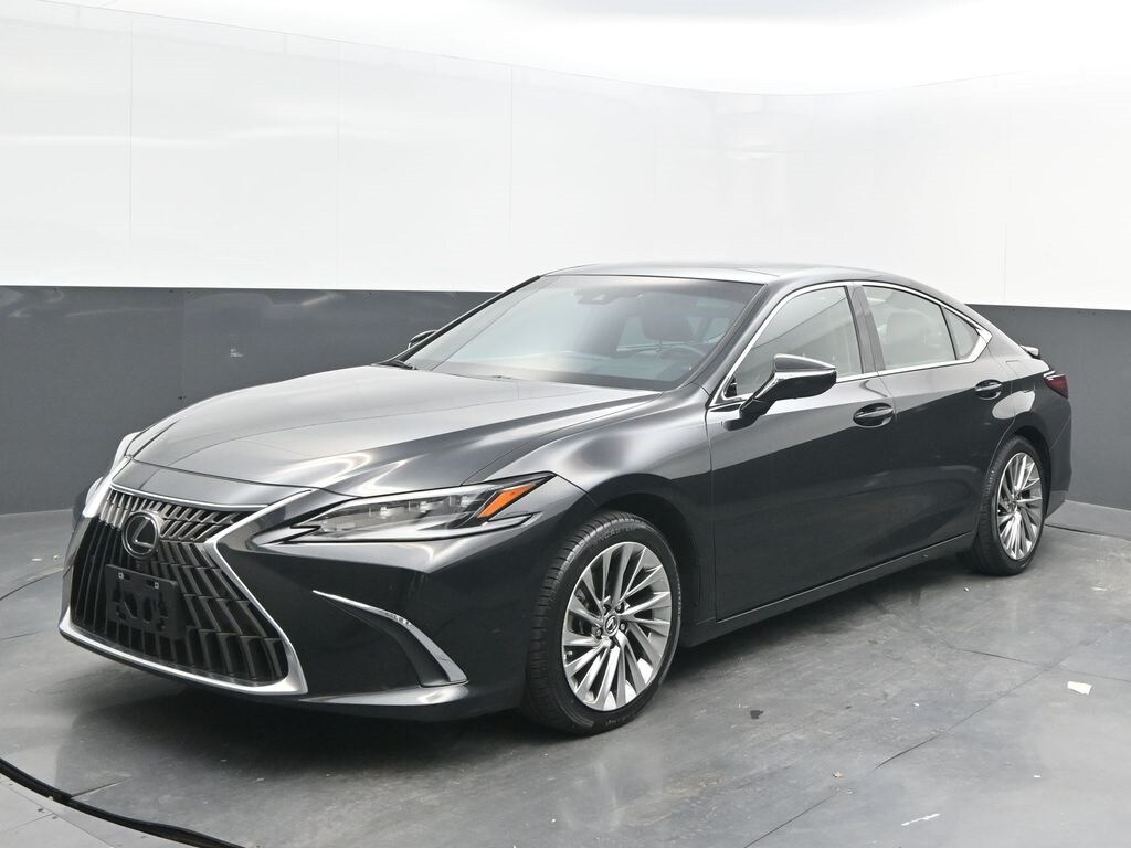2022 Lexus ES 350 Ultra Luxury photo 3
