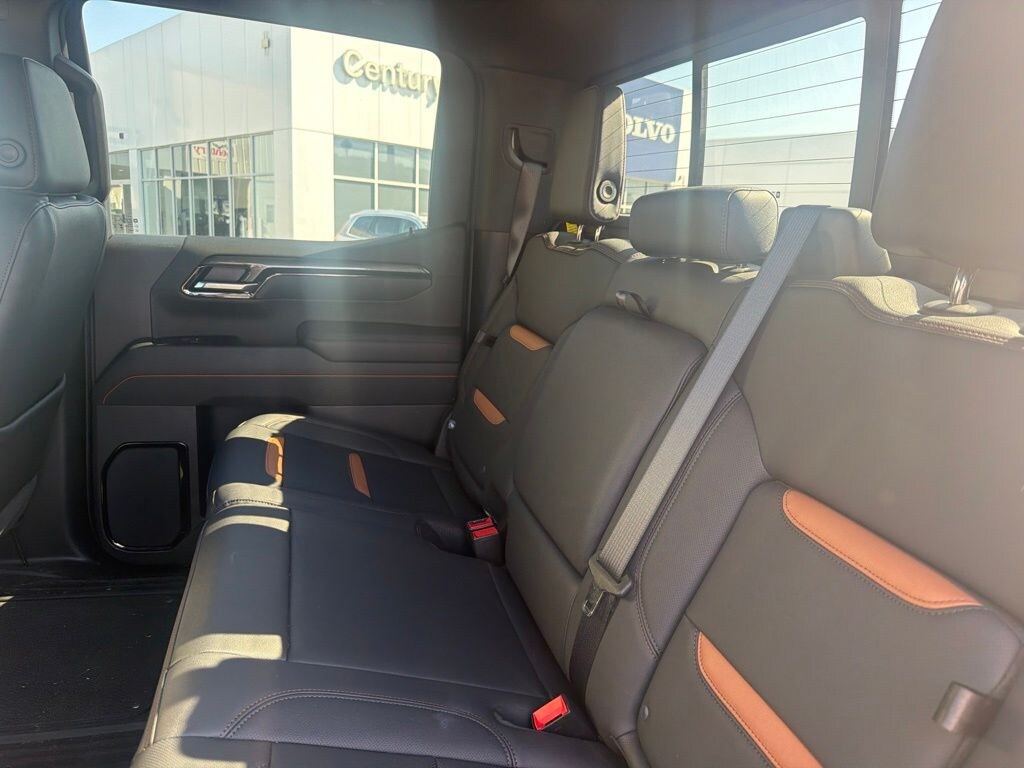 Used 2025 GMC Sierra 1500 AT4 Truck