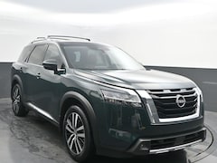 2023 Nissan Pathfinder Platinum SUV