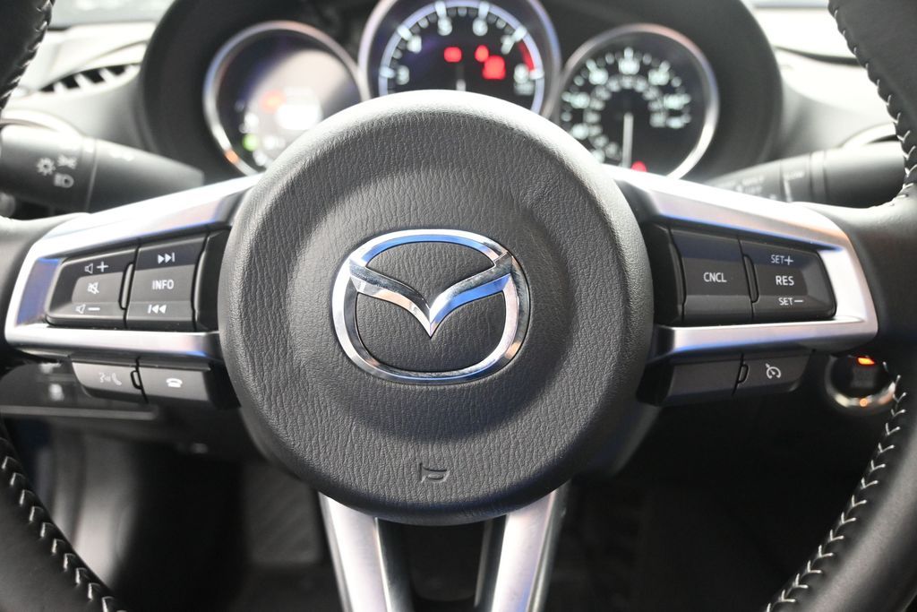2025 Mazda MX-5 Miata Club - Photo 16