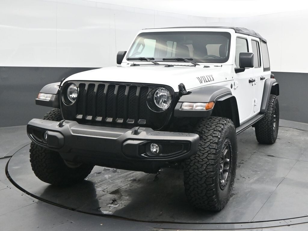 2023 Jeep Wrangler Willys photo 3