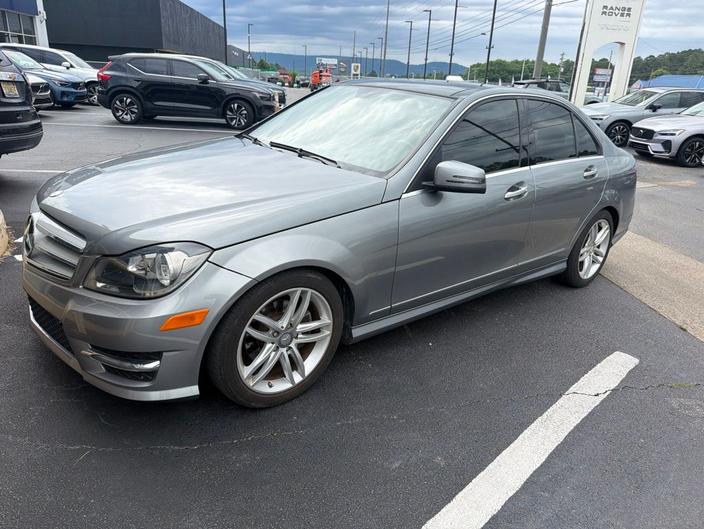 2013 Mercedes-Benz C-Class's photo