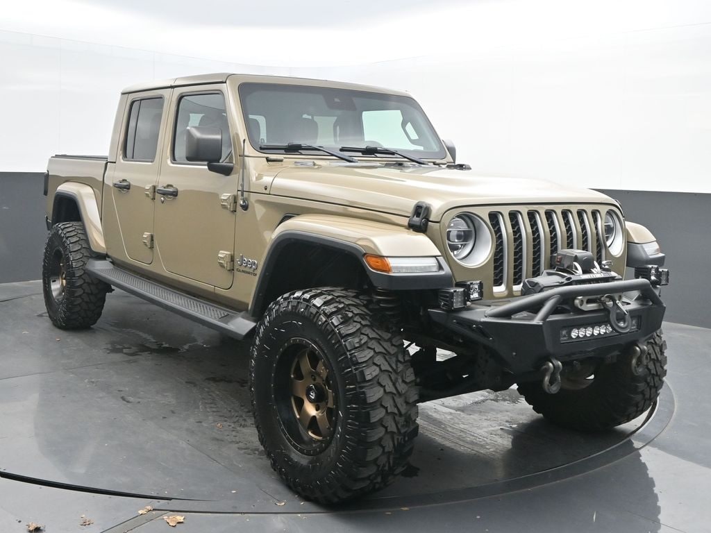 2020 Jeep Gladiator Overland's photo