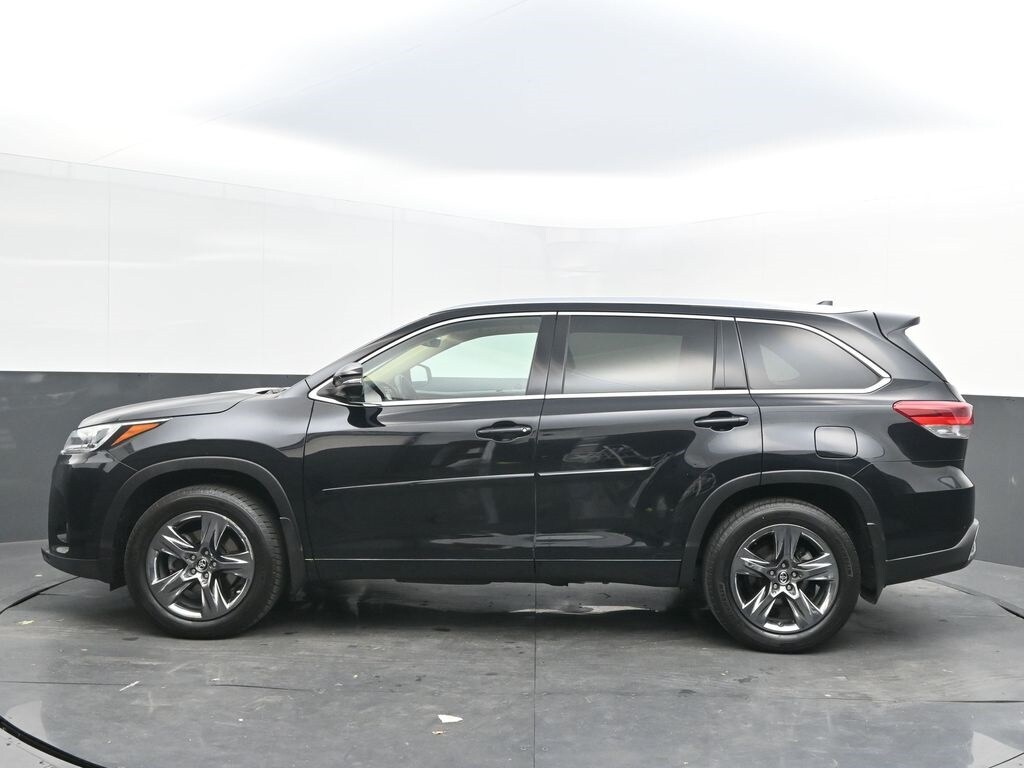 2017 Toyota Highlander Limited photo 4