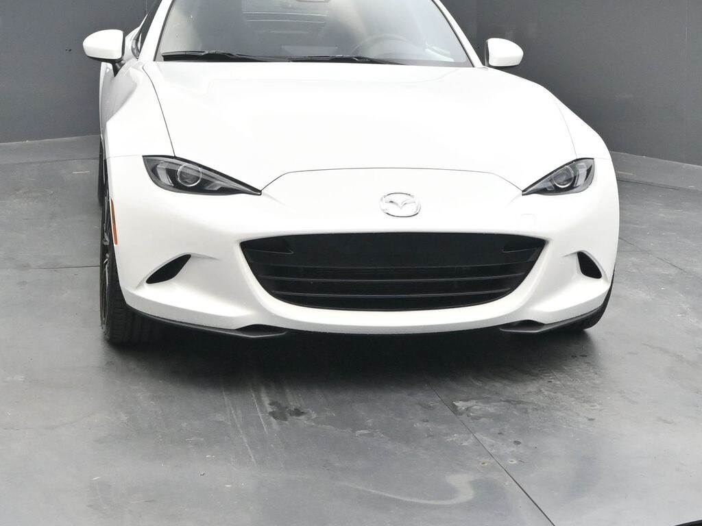 2024 Mazda MX-5 Miata Miata RF Grand Touring photo 2