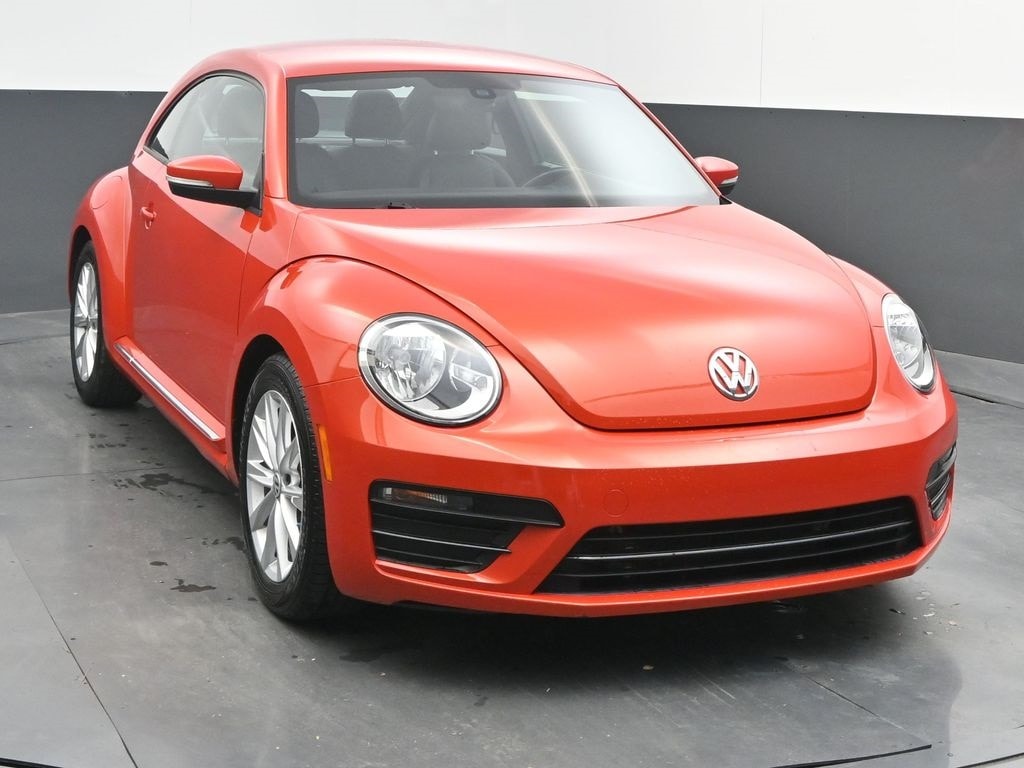 2018 Volkswagen Beetle S