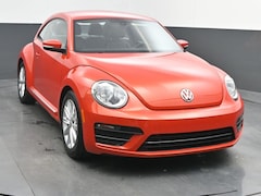 2018 Volkswagen Beetle 2.0T S Hatchback