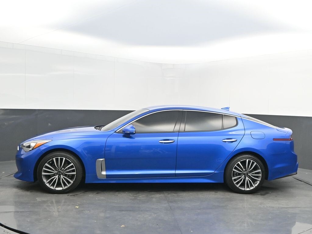 2019 Kia Stinger photo 4