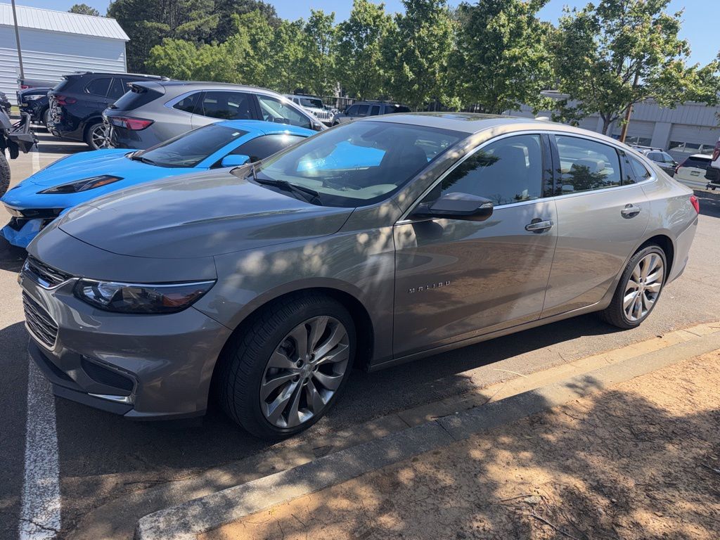 2017 Chevrolet Malibu Premier's photo