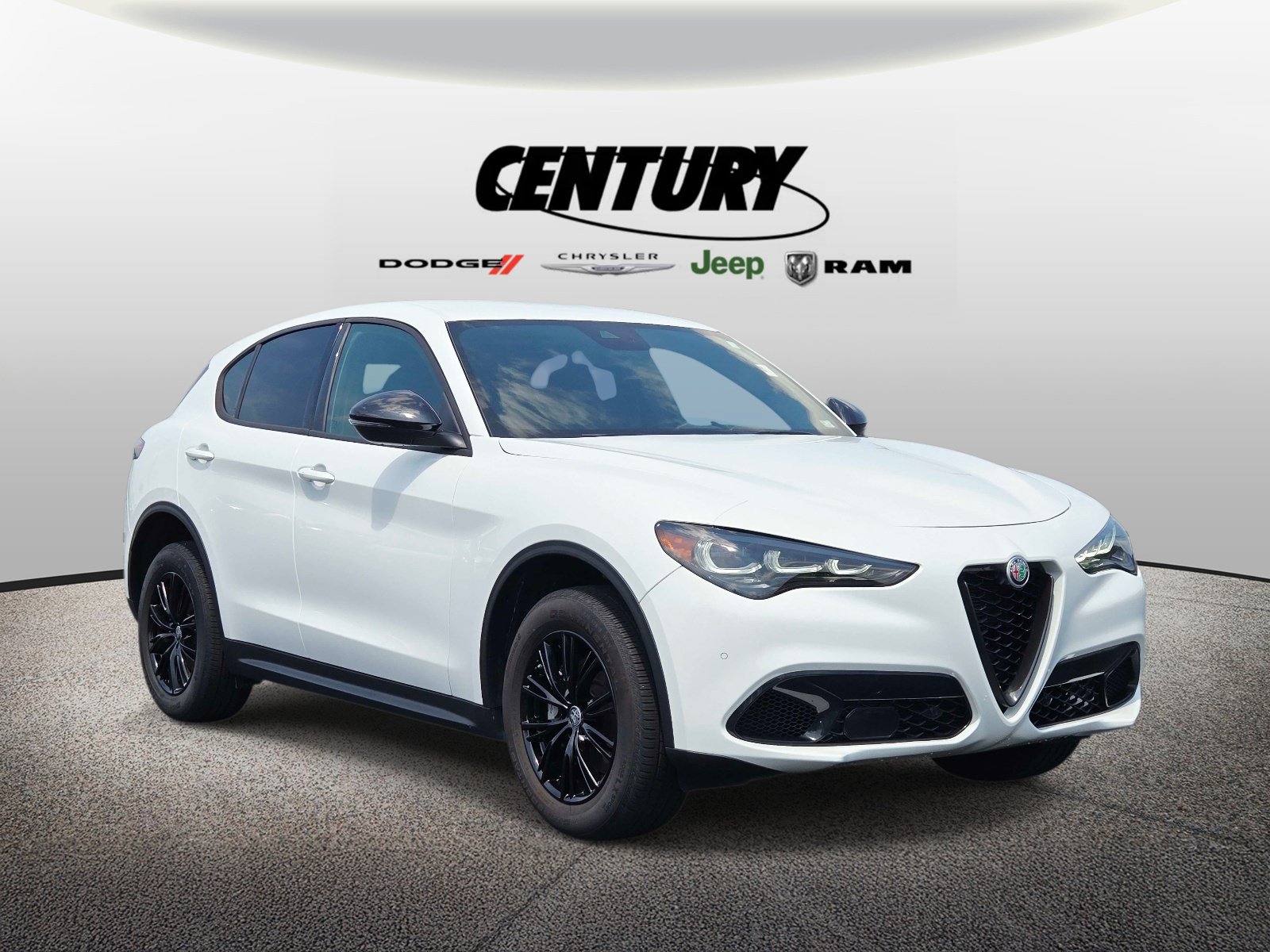 2024 Alfa Romeo Stelvio