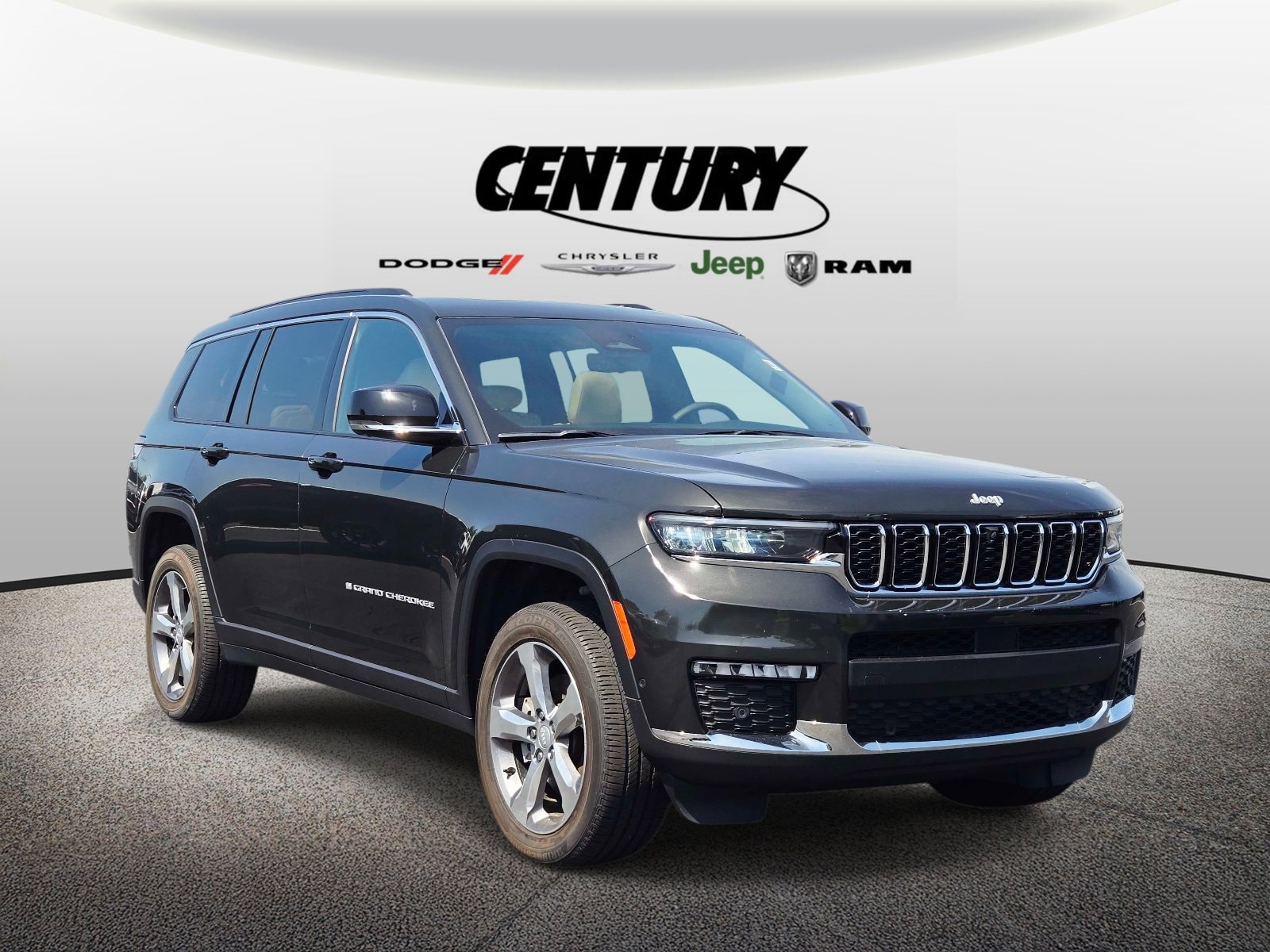 2024 Jeep Grand Cherokee L Limited 4x4's photo