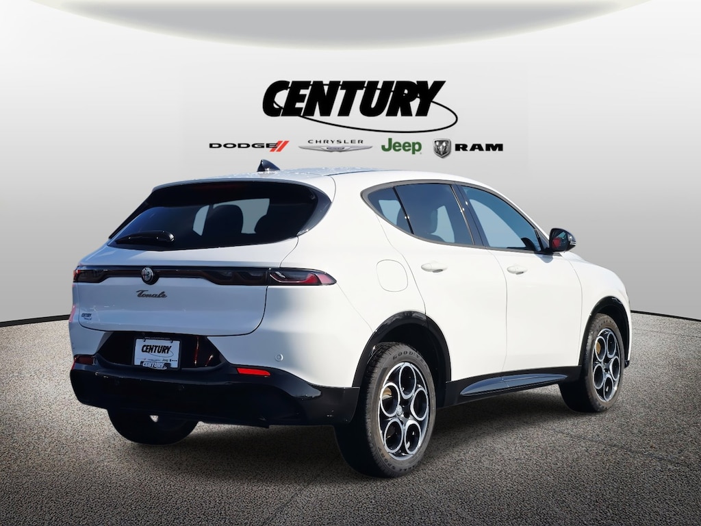 Used 2025 Alfa Romeo Tonale 4DR EAWD AWD