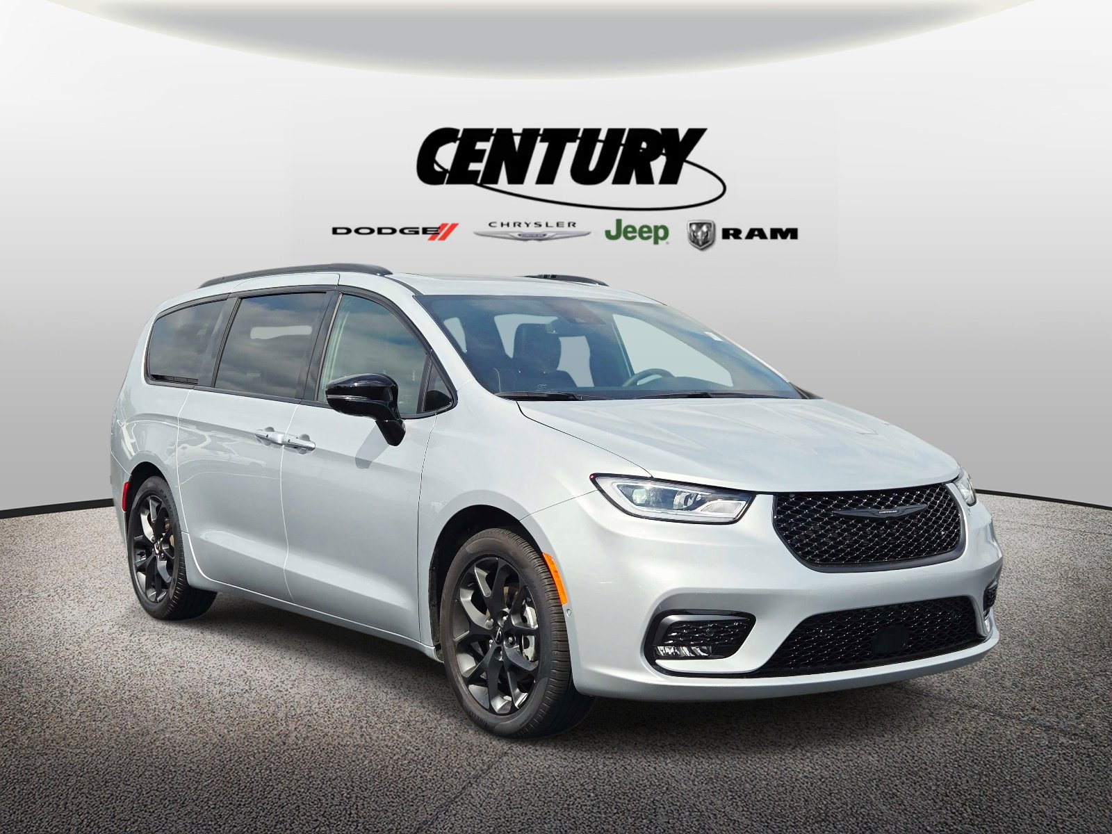 2024 Chrysler Pacifica Limited's photo