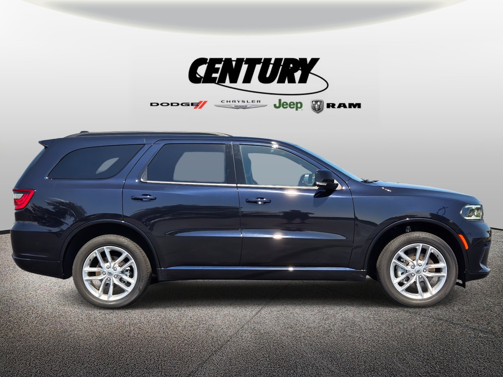 Used 2024 Dodge Durango GT with VIN 1C4RDJDG6RC187068 for sale in Wentzville, MO