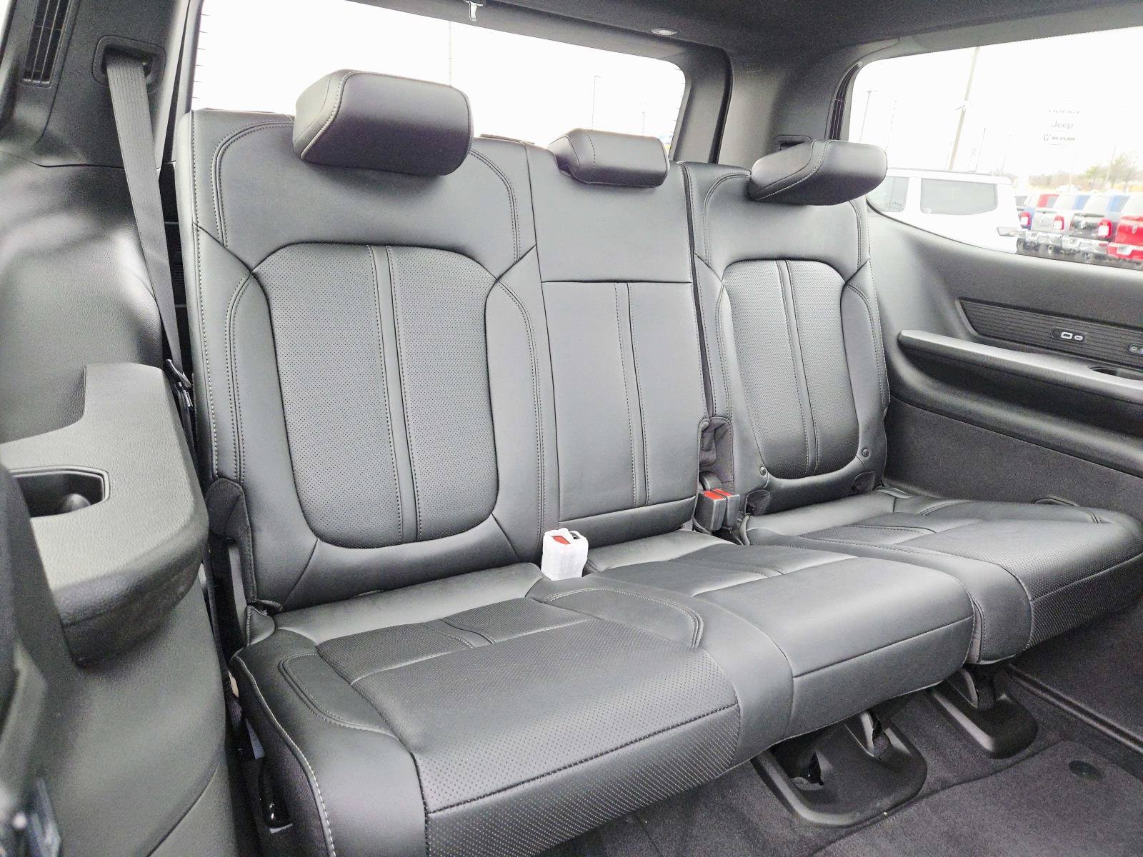 2026 Jeep Grand Wagoneer Limited Altitude - Photo 18