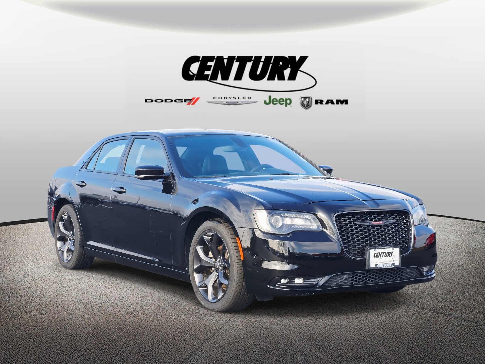 2023 Chrysler 300 S's photo