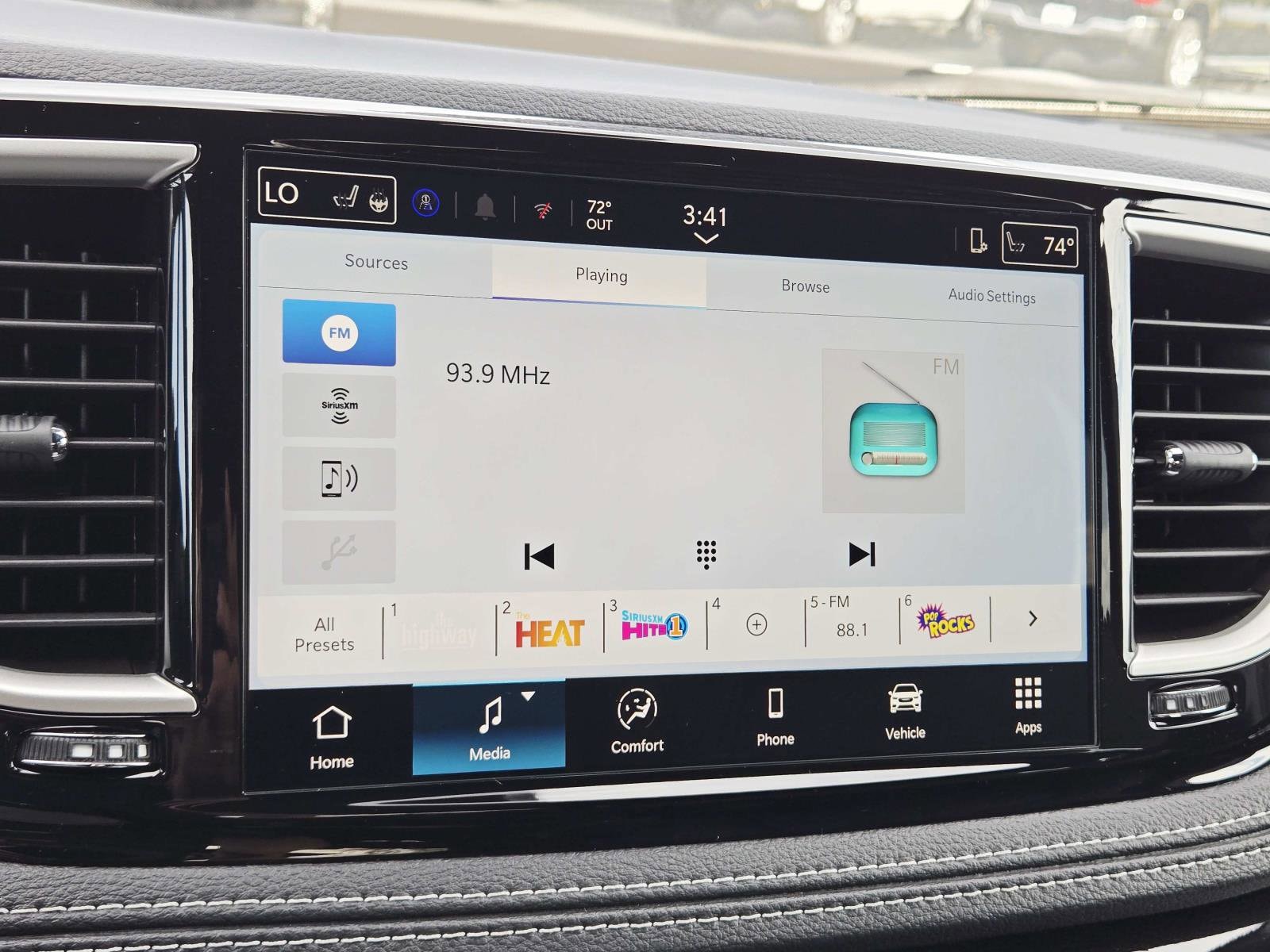 2026 Chrysler Pacifica Select - Photo 25