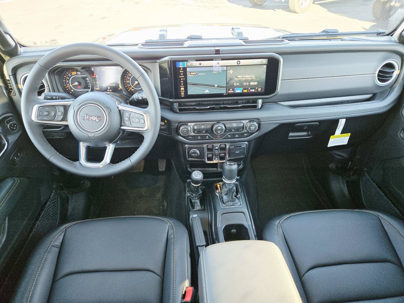 2026 Jeep Wrangler 4-Door Sahara - Photo 10