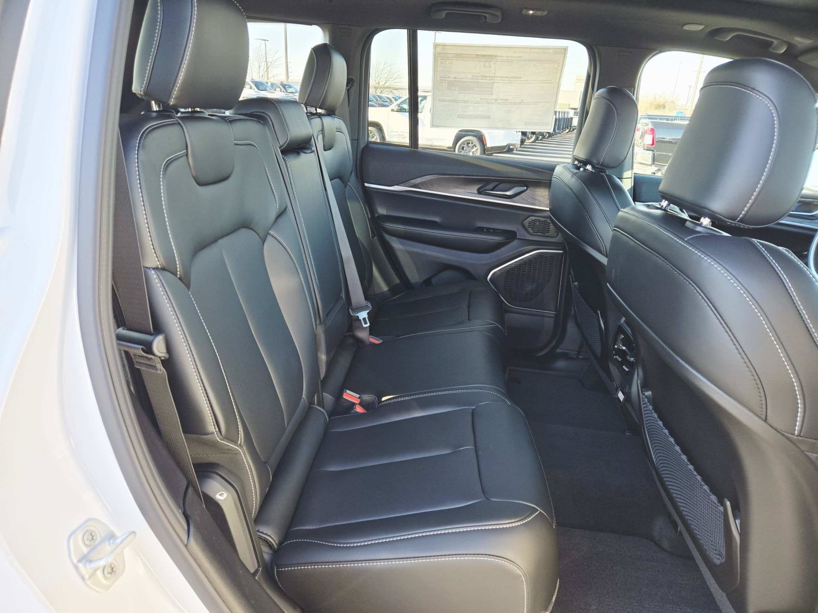 2026 Jeep Grand Cherokee Limited - Photo 16